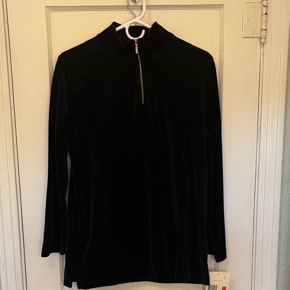 Liz Claiborne Black Tunic Top